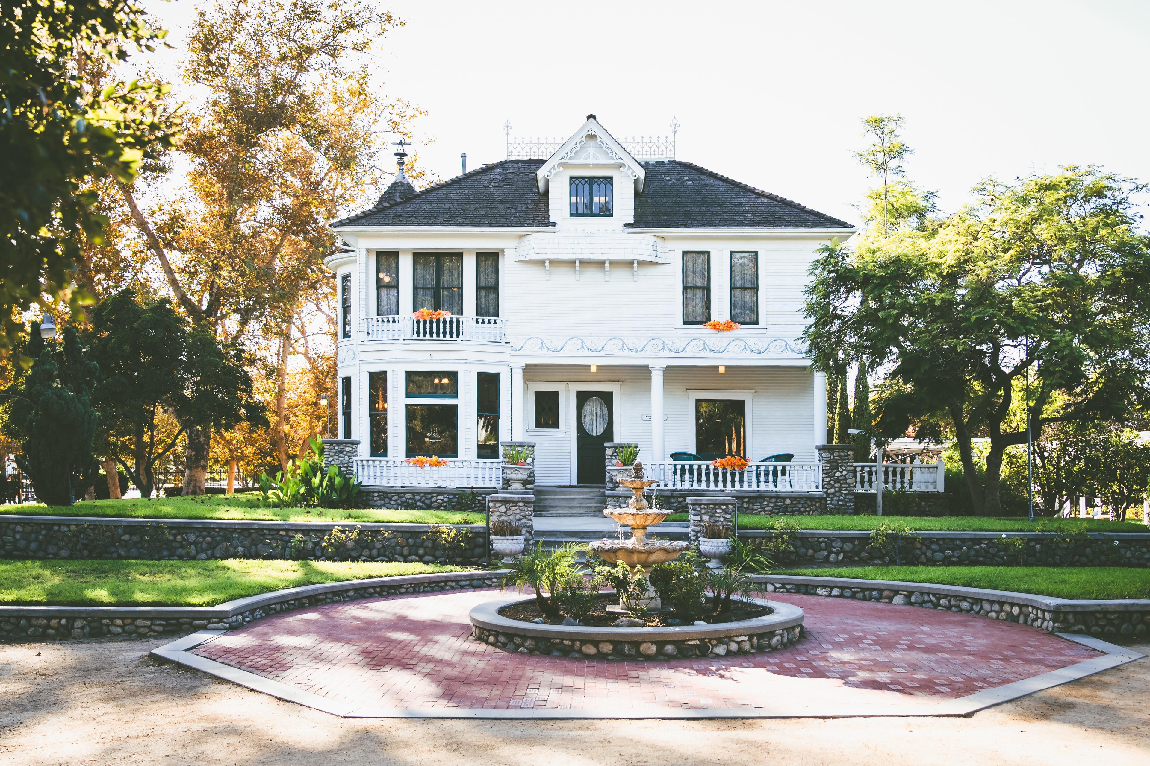 Holly & Julio's Gothic Wedding at The Heritage Museum of Orange County
